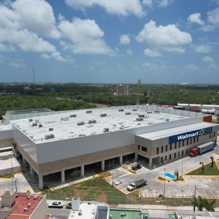 Elevadores BLT Walmart paseo de las fuentes Cancun