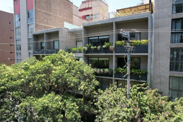 Elevadores BLT Miguel Laurent 22 CDMX
