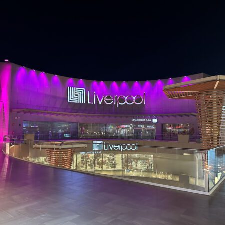 Elevadores BLT en Liverpool Tijuana, Tijuana