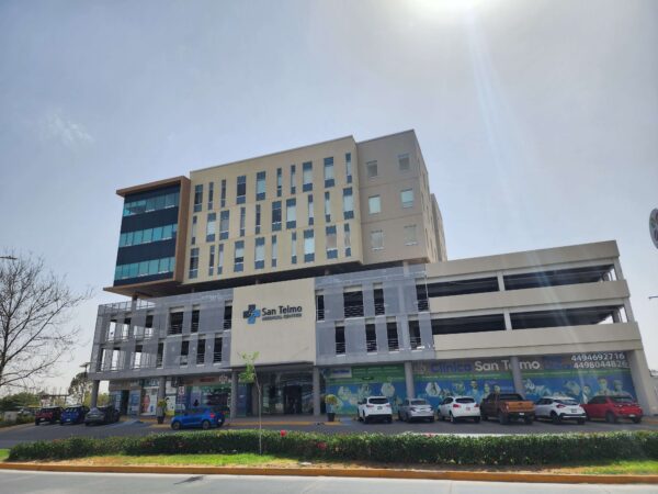 Elevadores BLT San Telmo Medical Center Aguascalientes